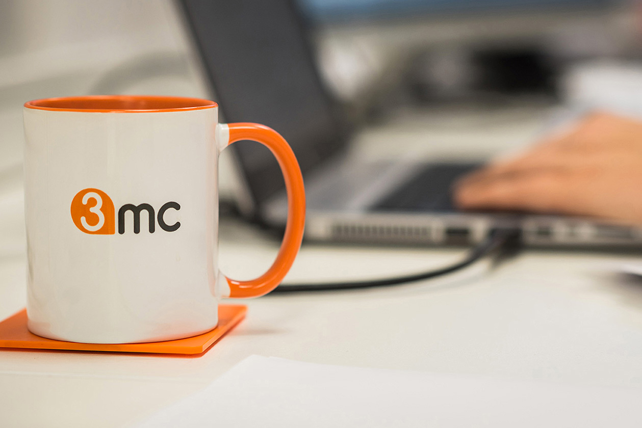 3mc-mug-laptop